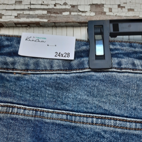 KanCan high rise boyfriend jeans size 24 NWT - Picture 6 of 7
